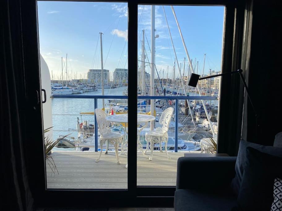 Seascape - Floating Home At Brighton Marina With Free Parking Exterior foto